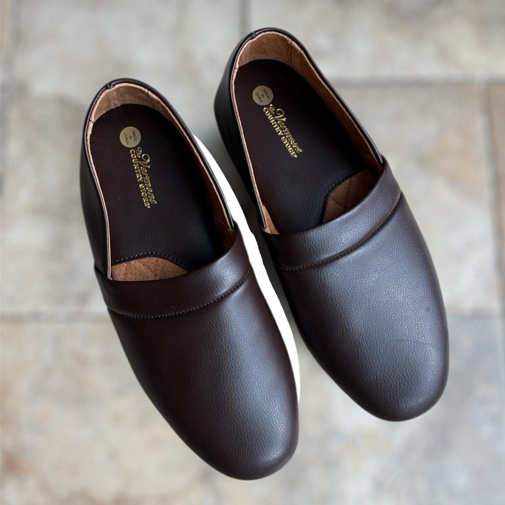 Vermont Country Men's Classic Leather Brown Slippers 10W